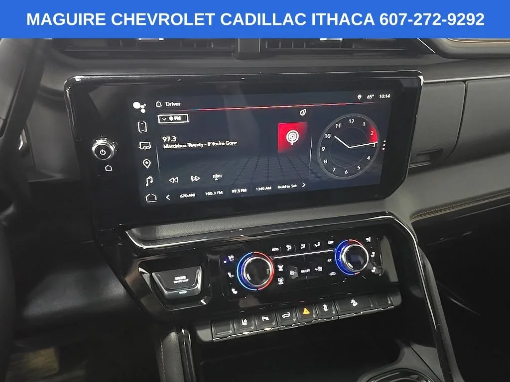 Used 2024 Silver GMC AT4 image 25