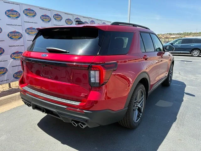 New 2026 Rapid Red Metallic Tinted Clearcoat Ford ST image 4