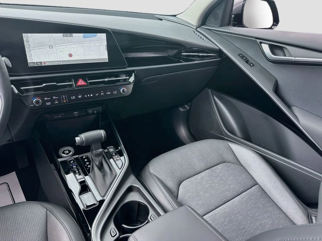 New 2026 Interstellar Gray Kia SX image 25
