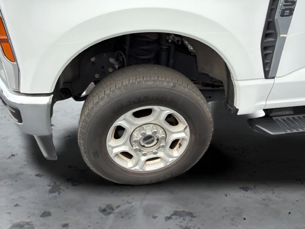 2025 Ford F-250 Super Duty XLT - Photo 22