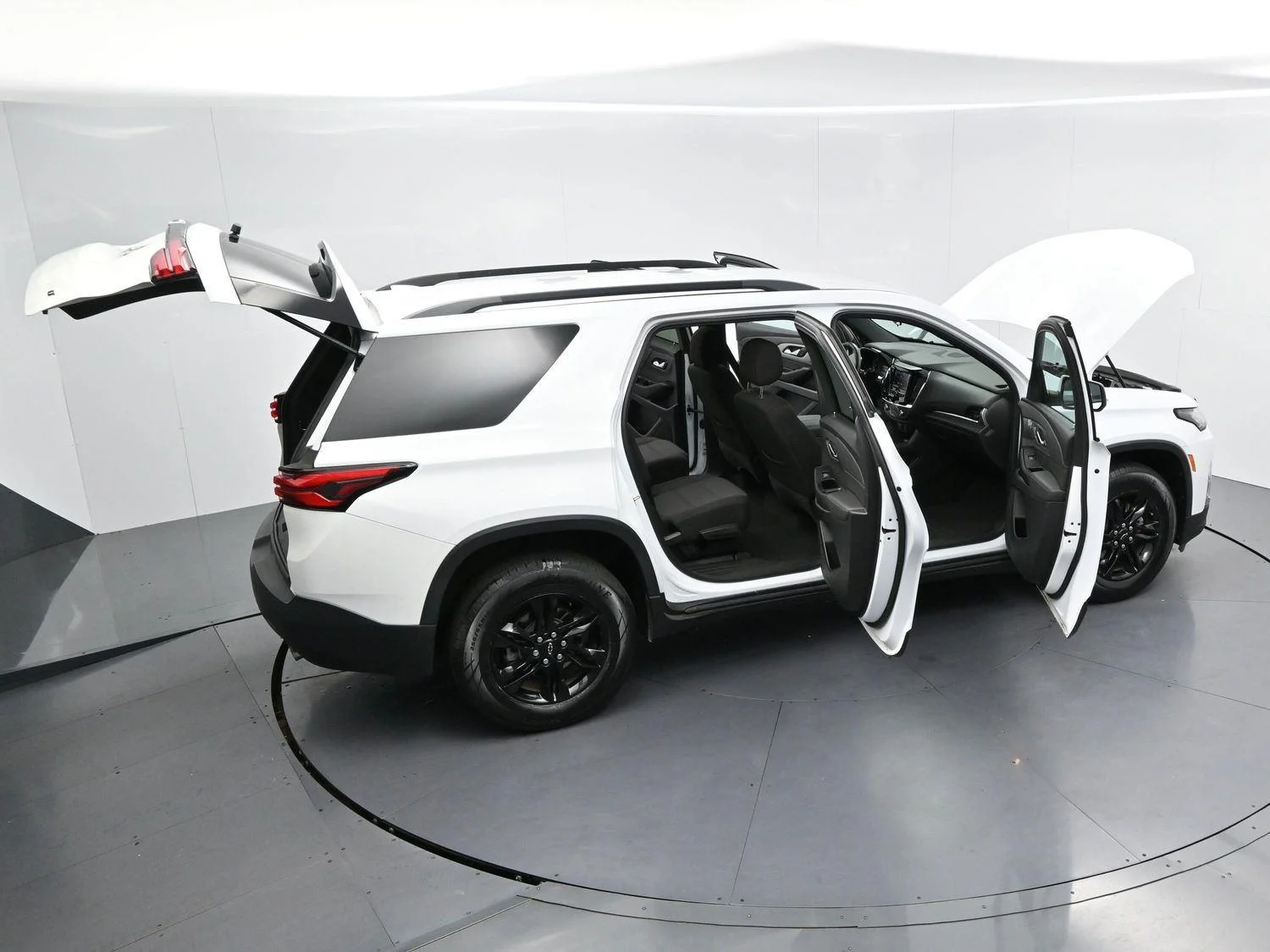 Used 2023 Summit White Chevrolet LT Cloth image 43