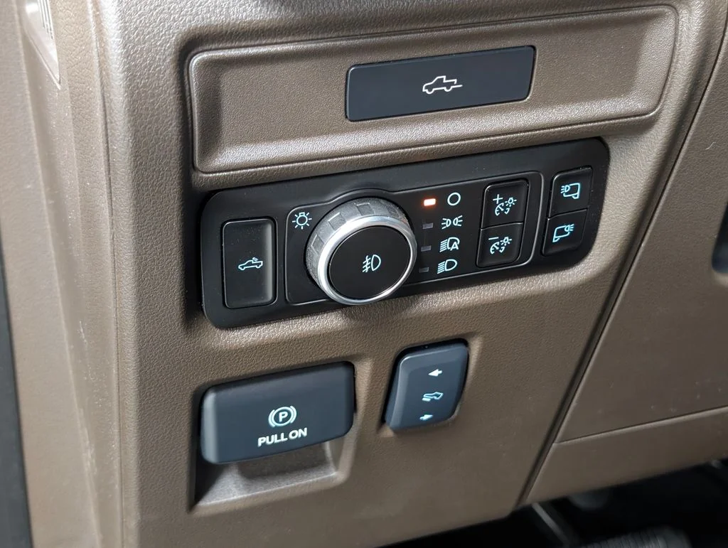 New 2026 Carbonized Gray Metallic Ford King Ranch® image 10