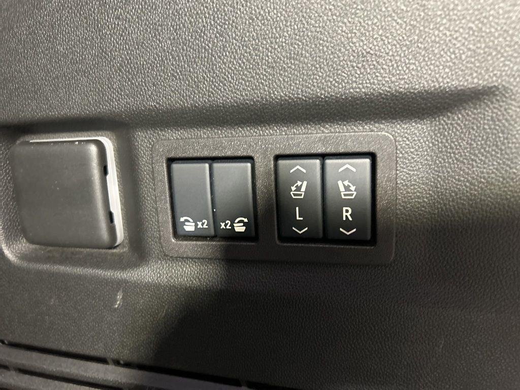 Used 2024 Black Chevrolet Z71 image 9