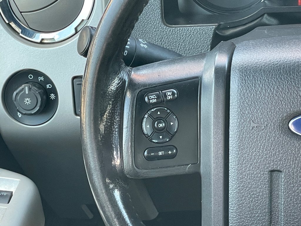 Used 2014 White Platinum Metallic Tri-Coat Ford Lariat image 6