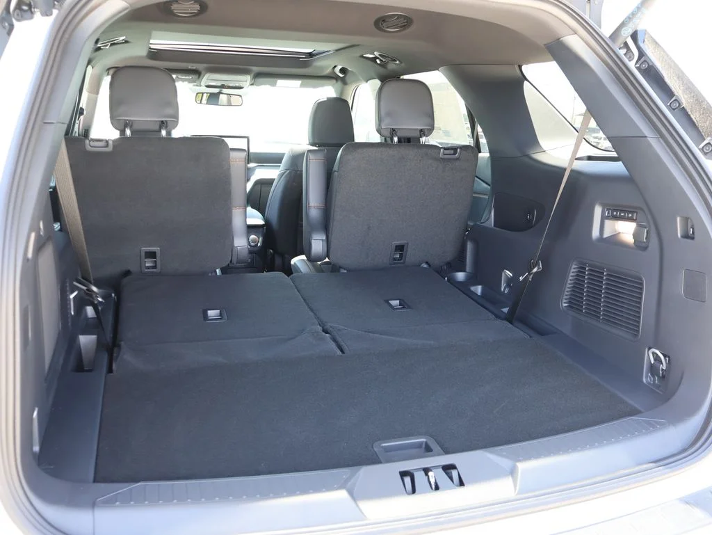 New 2026 Star White Metallic Tri-Coat Ford Tremor® image 16