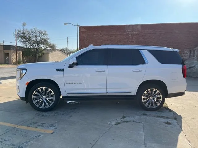Used 2022 Summit White GMC Denali image 3