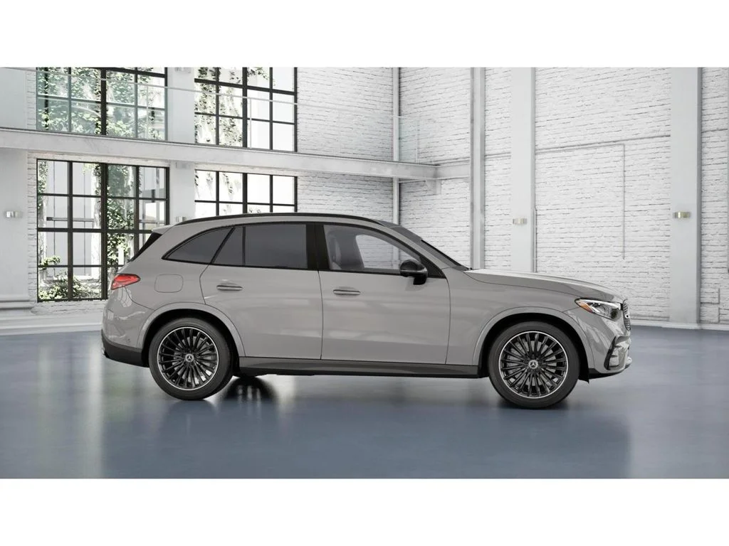 New 2027 White Mercedes-Benz GLC 300 image 15