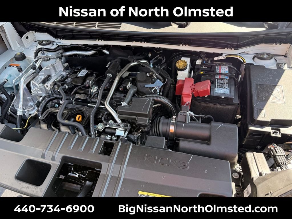 New 2026 Aspen White TriCoat / Super Black Two-tone Nissan SV image 19