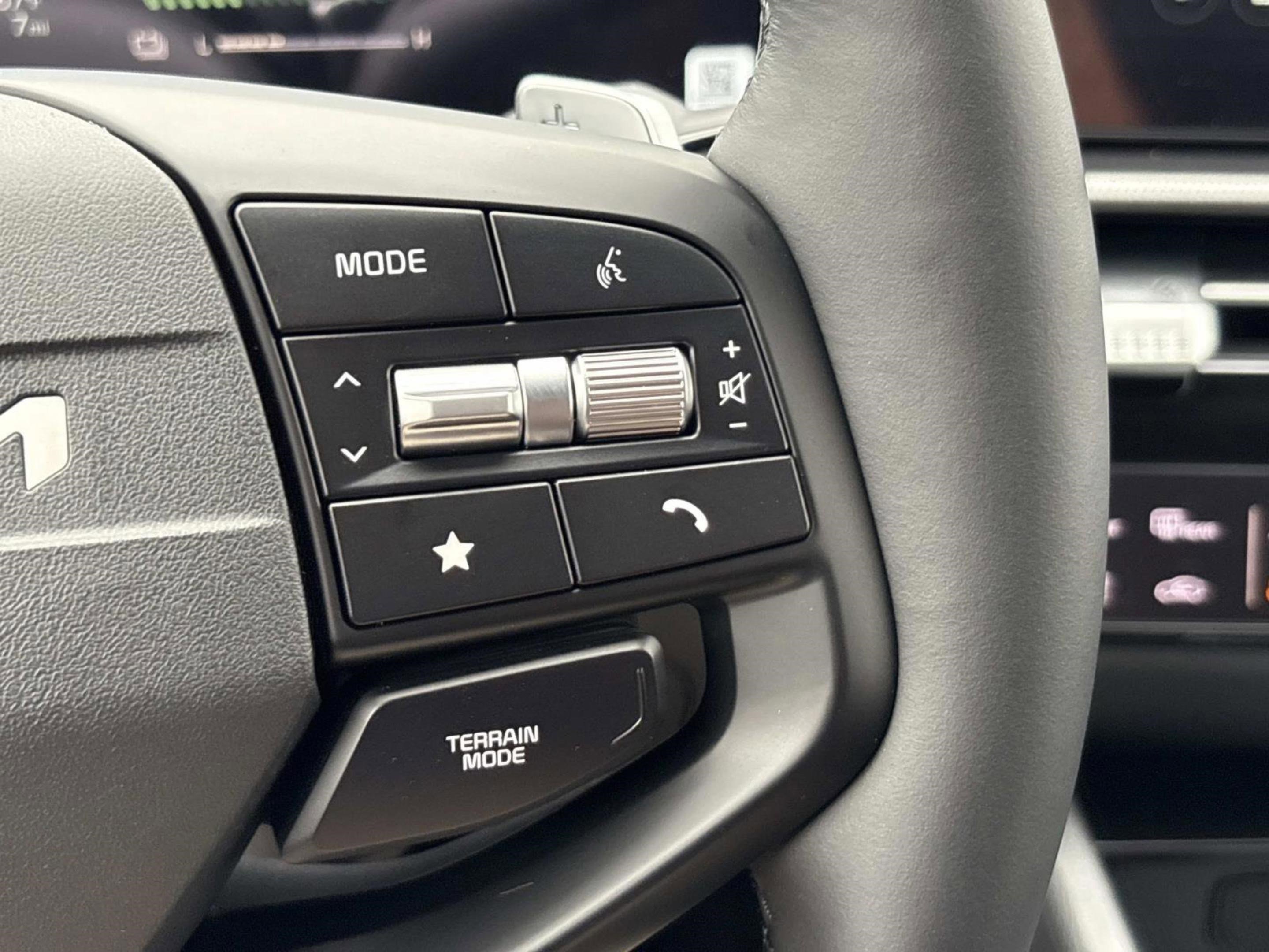 New 2026 Wolf Gray Kia S image 24
