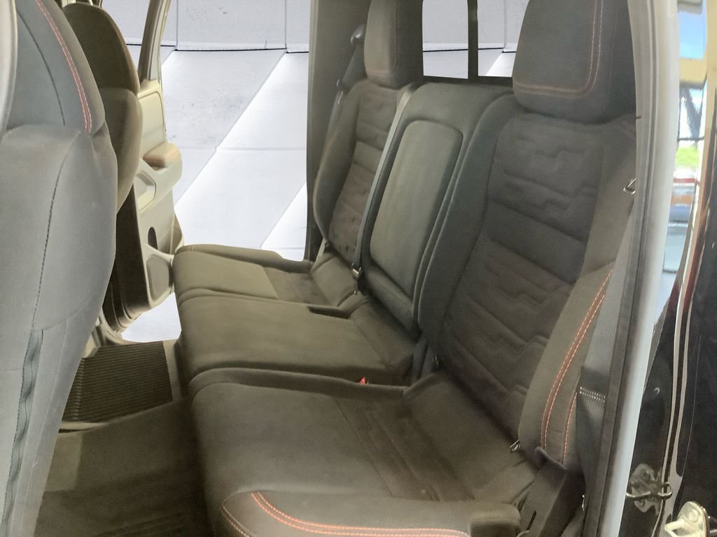 Used 2024 Black Nissan PRO-4X image 18