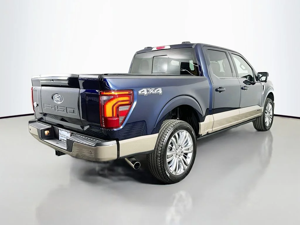 Used 2025 Blue Metallic Ford King Ranch image 8