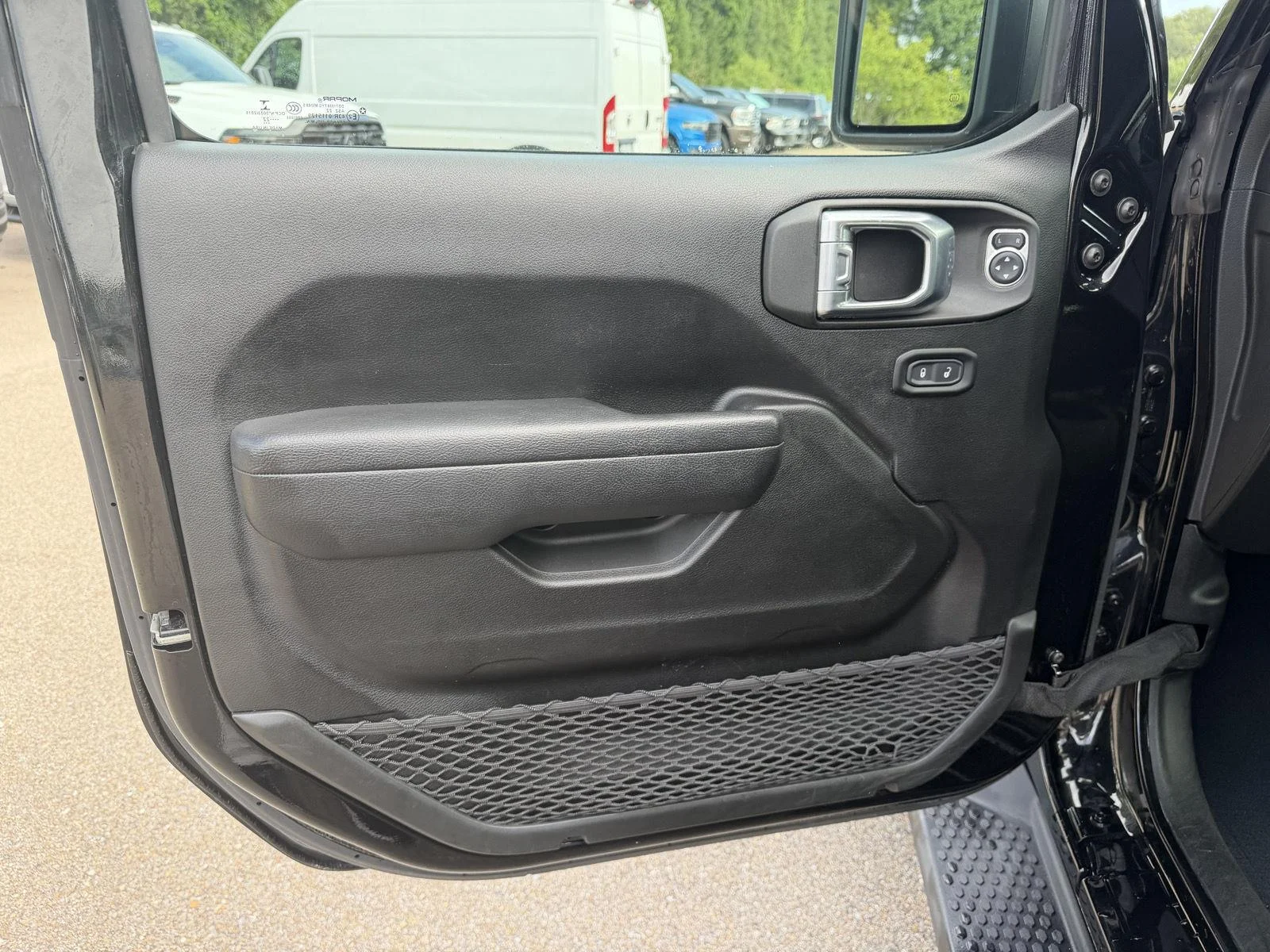 Used 2022 Black Clearcoat Jeep Unlimited Sport S image 16