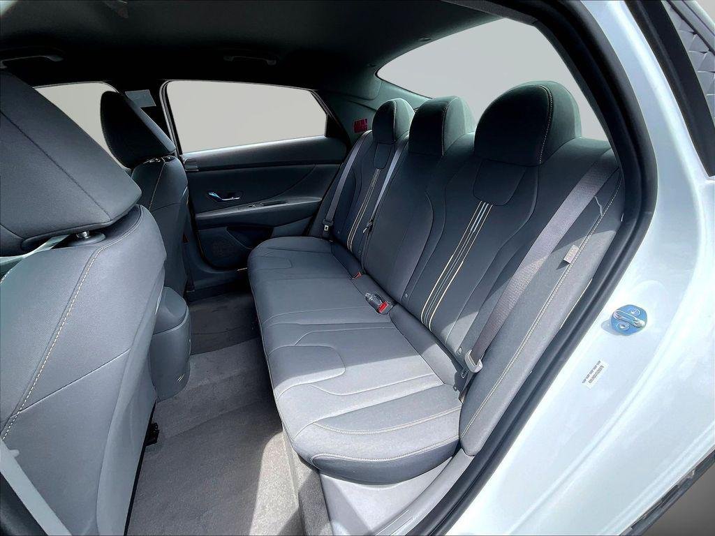 New 2026 White Hyundai SEL Sport image 26