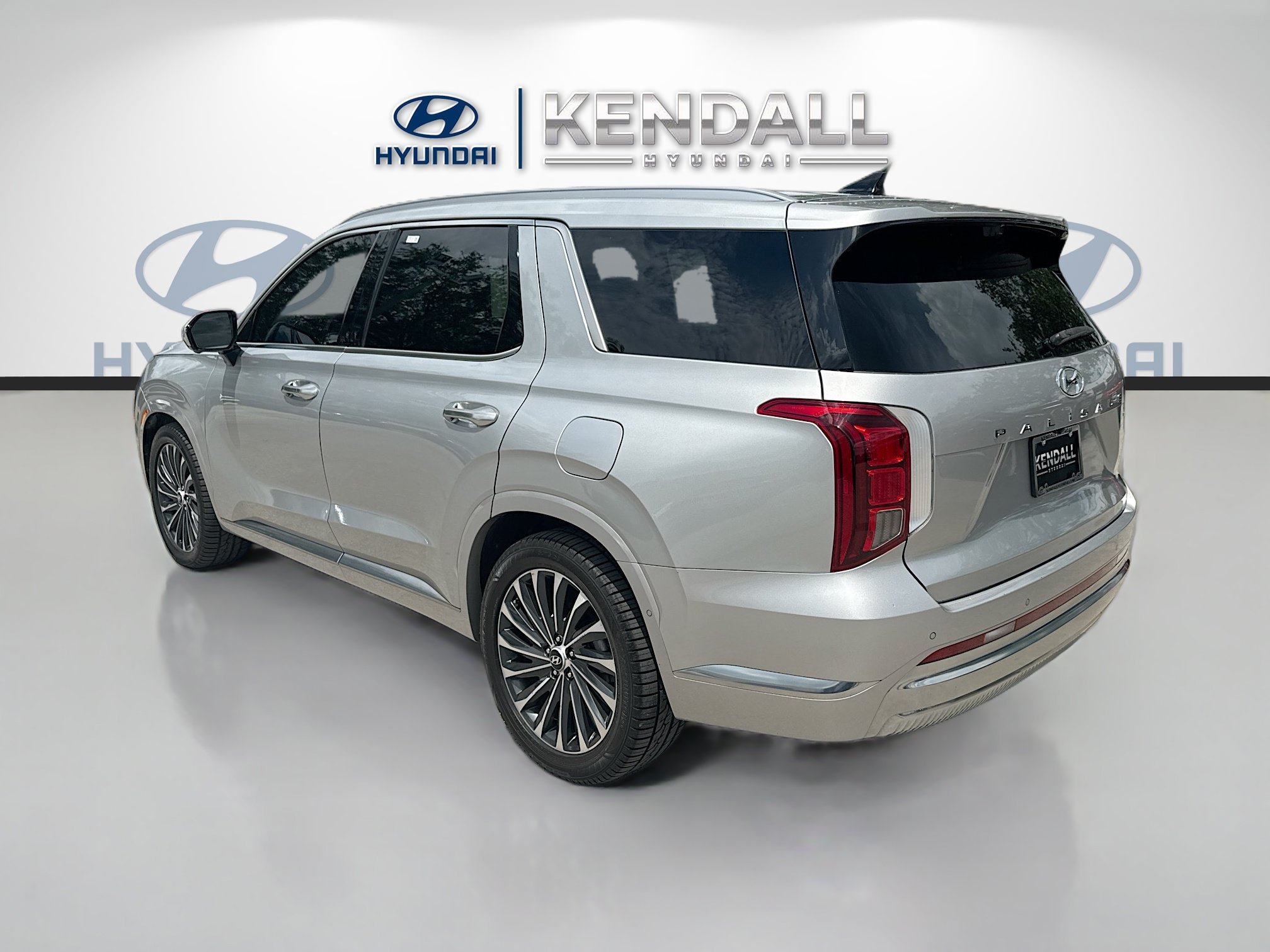 Used 2024 Typhoon Silver Hyundai Calligraphy image 4