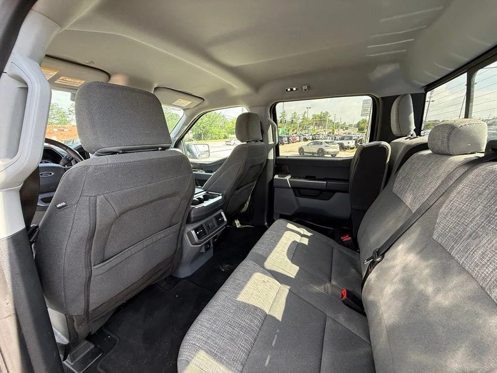 Used 2023 Blue Ford XLT image 25