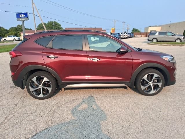 Used 2017 Red Hyundai Limited image 2