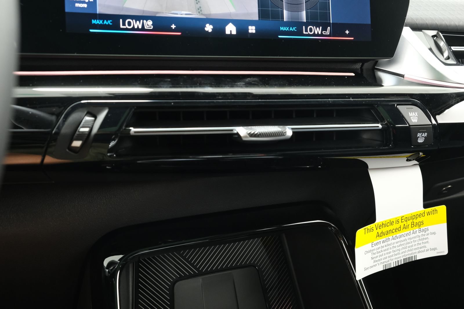 New 2026 Jet Black BMW xDrive28i image 19
