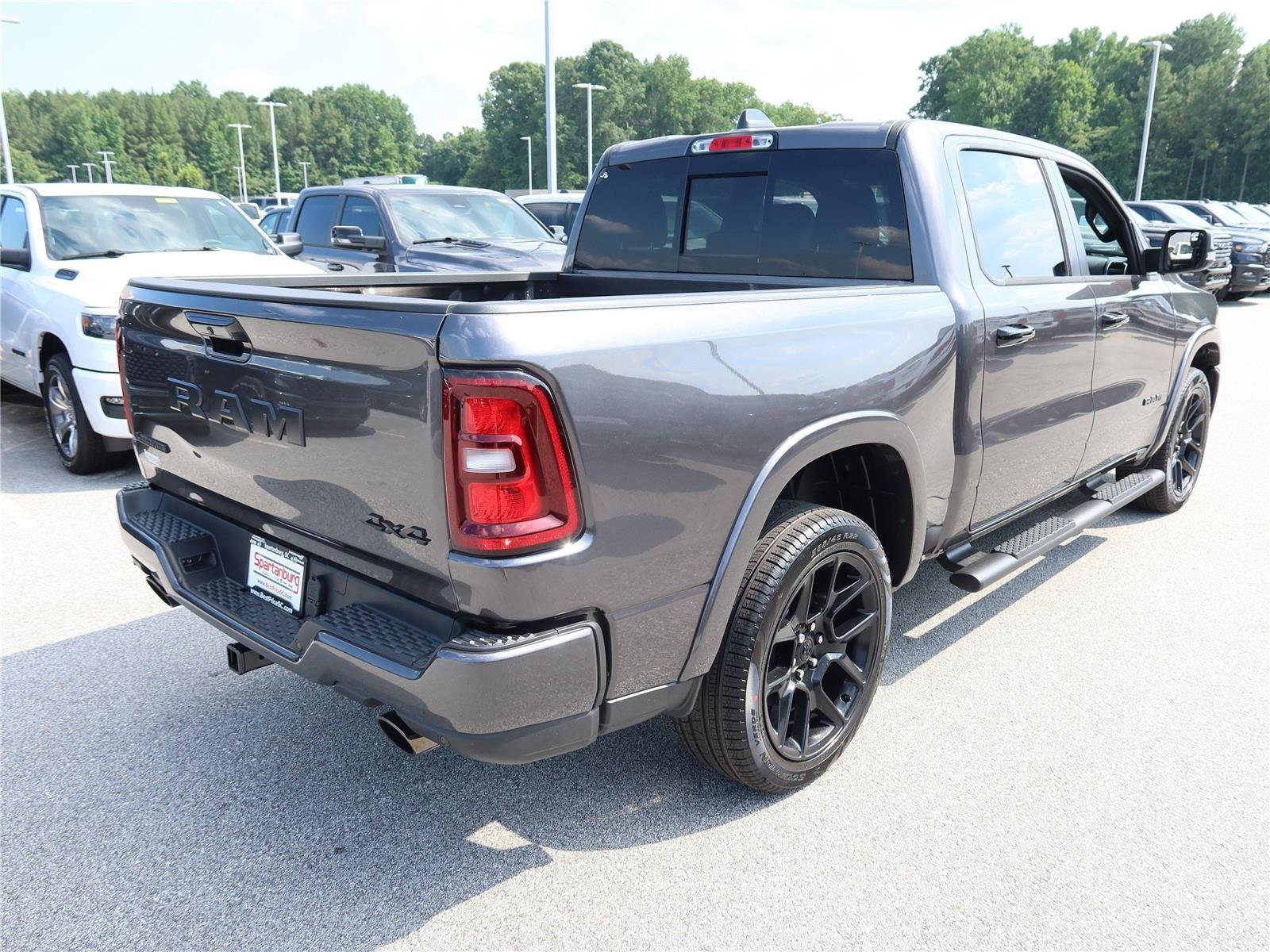 2026 RAM 1500 Laramie - Photo 6