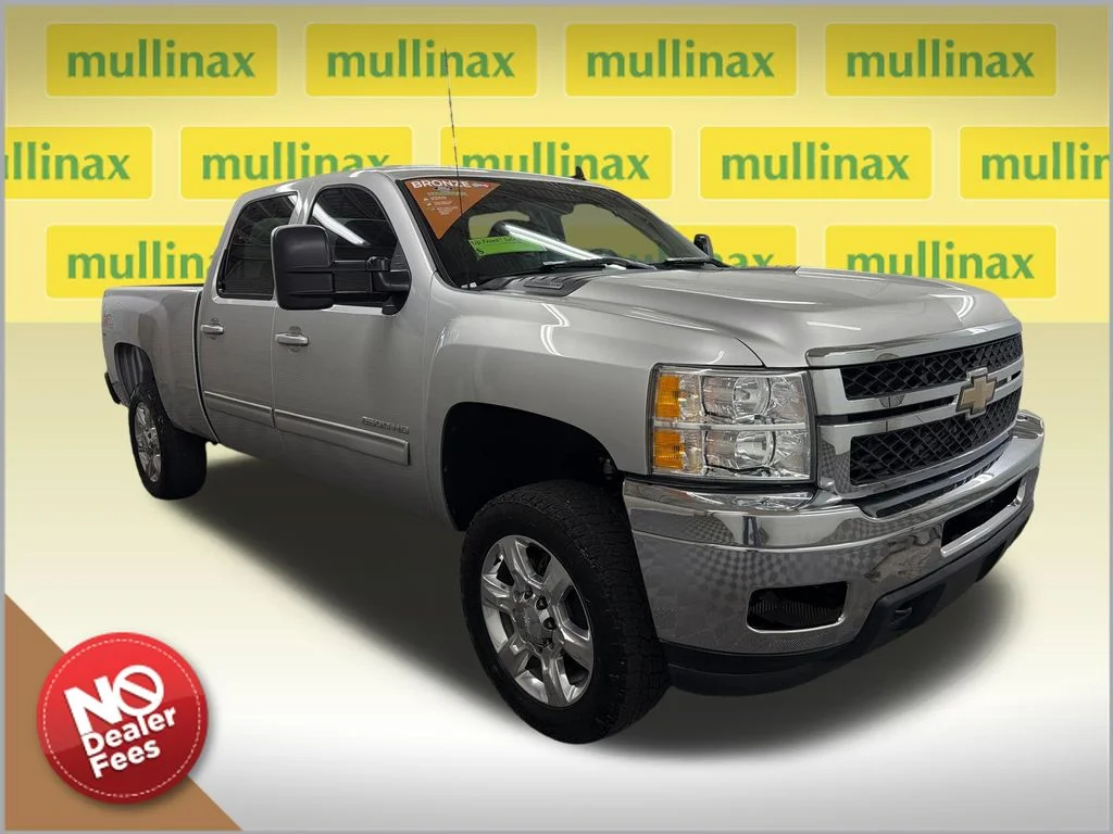 2011 Chevrolet Silverado HD 1LT 4WD Crew Cab SWB's photo