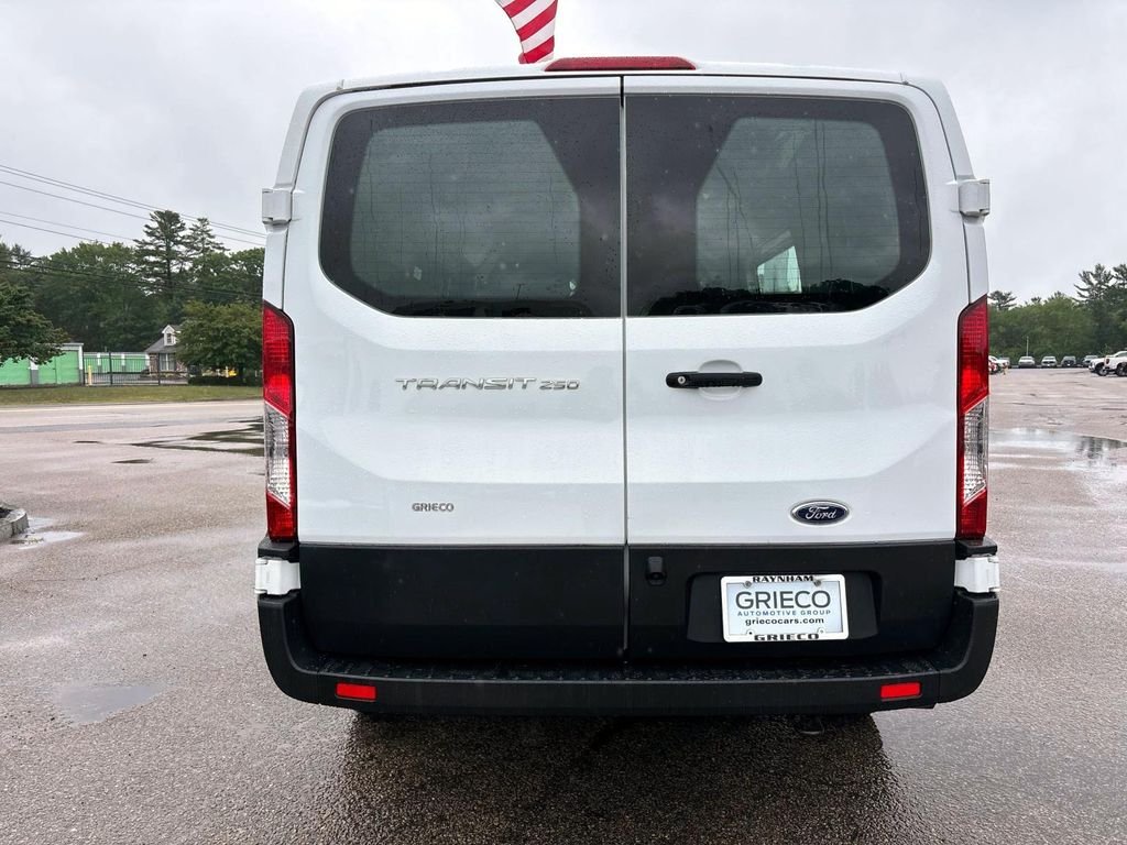 Used 2025 White Ford  image 4