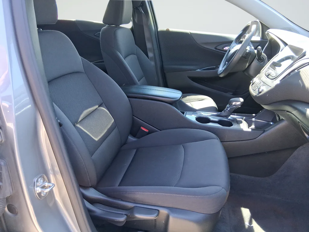 Used 2024 Gray Chevrolet LT image 25
