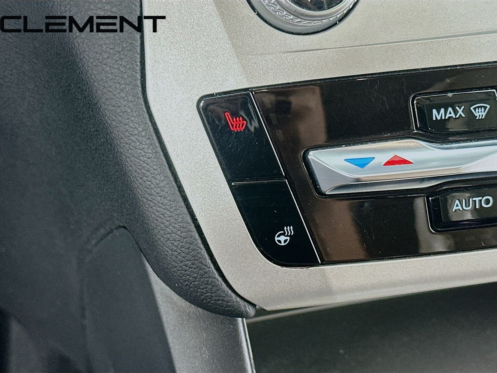 Used 2022 White Ford XLT image 23