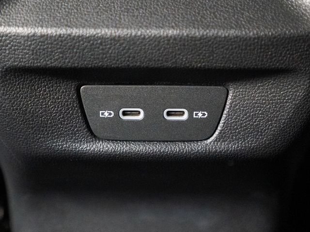 2025 Volkswagen Tiguan SE - Photo 29