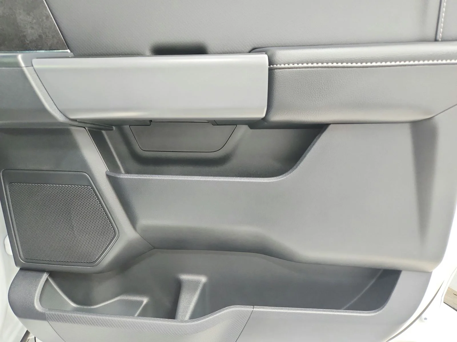 New 2026 White Ford XLT image 43