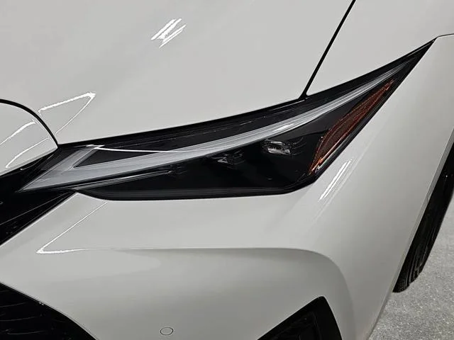 New 2026 Ultra White Lexus F SPORT AWD image 36