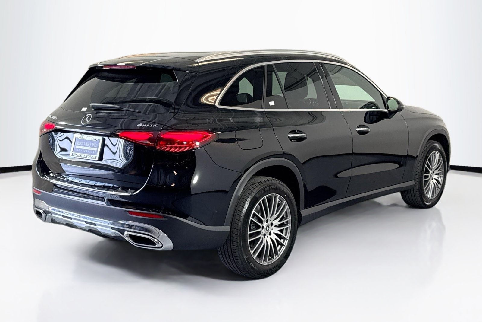 New 2026 Black Mercedes-Benz GLC 300 image 5