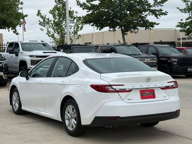 2025 Toyota Camry LE - Photo 33