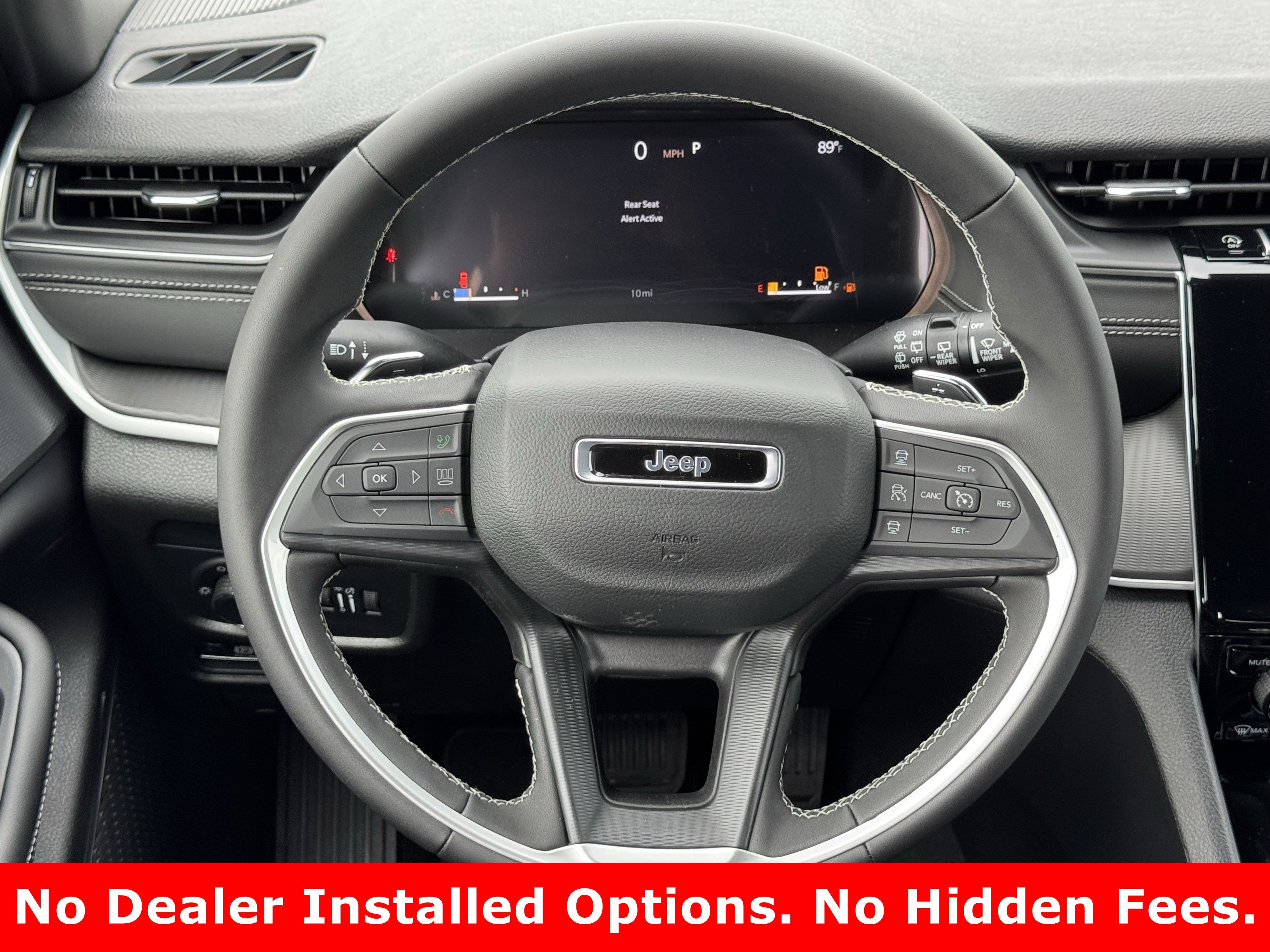 New 2026 Diamond Black Crystal Pearl-Coat Exterior Paint Jeep Laredo image 11