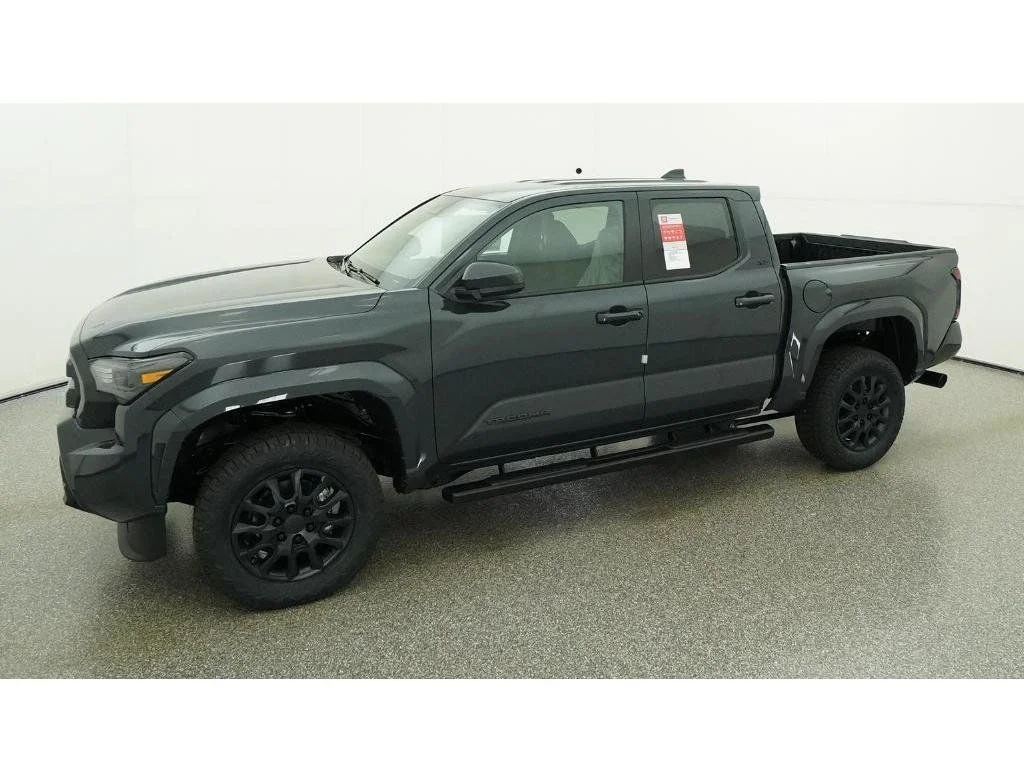 New 2026  Toyota SR5 image 3