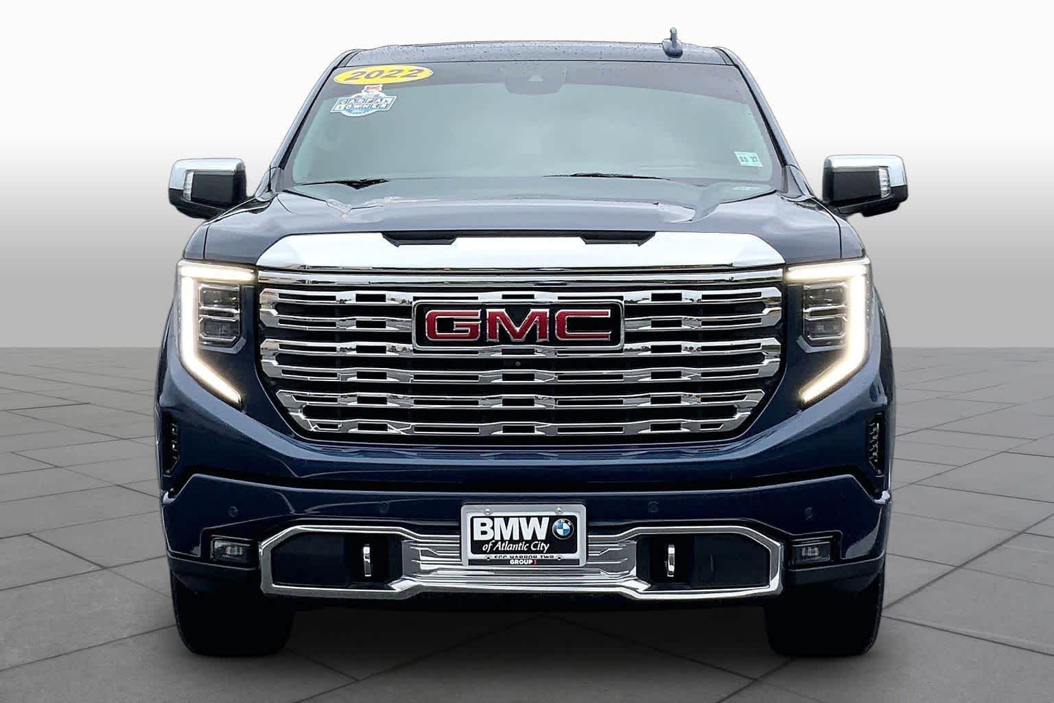 Used 2022 Pacific Blue Metallic GMC Denali image 3
