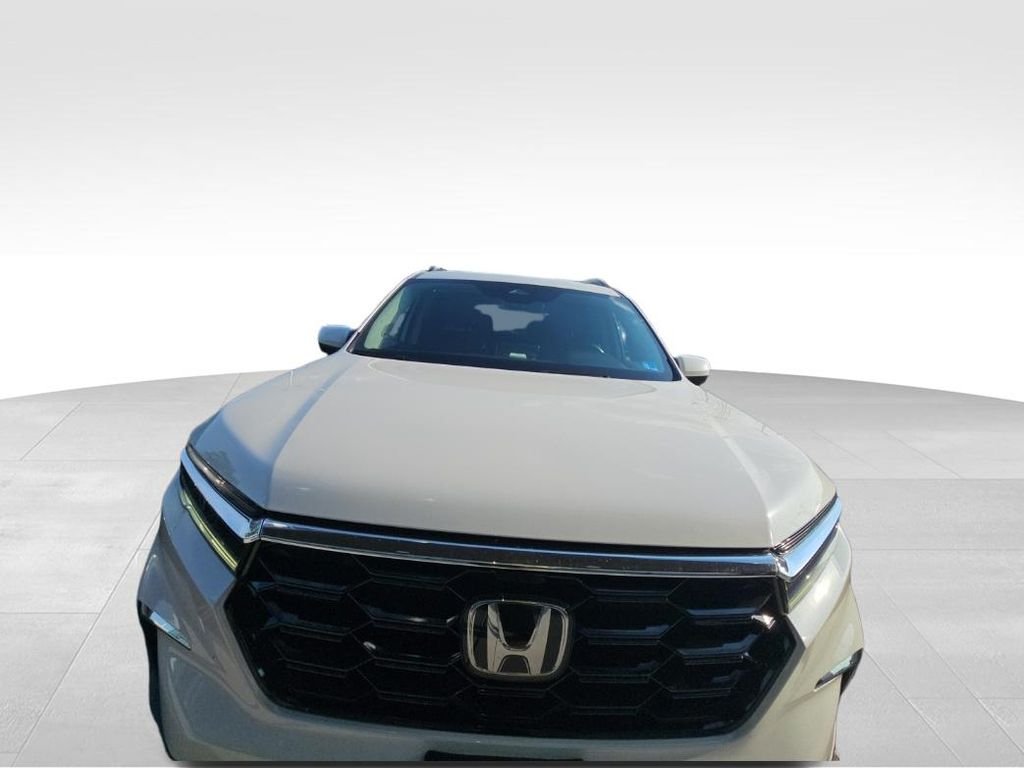 Used 2023 White Honda Touring image 4