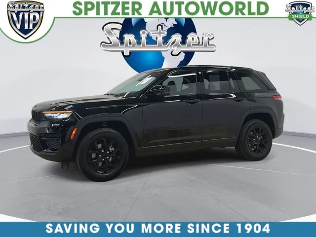 Used 2025 Black Jeep Altitude X image 6