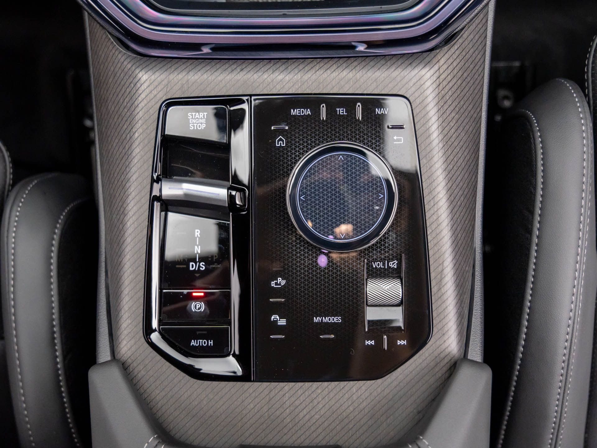 2026 BMW X3 30 - Photo 19