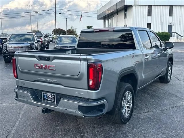 Certified Used 2025 Sterling Metallic GMC SLT image 13