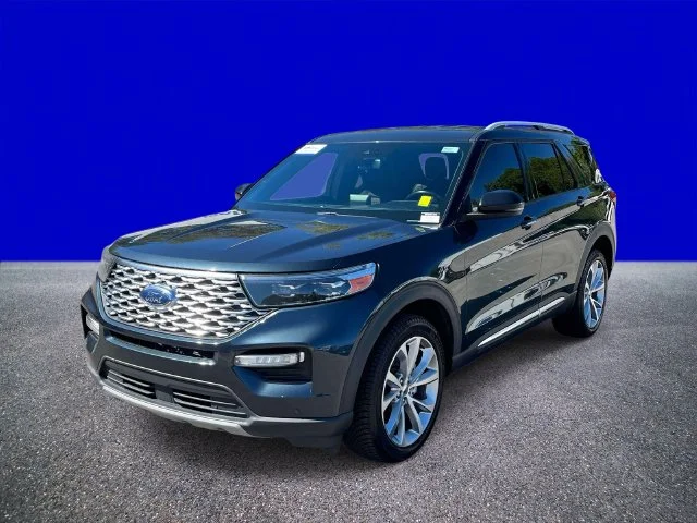 Used 2022 Blue Metallic Ford Platinum image 7