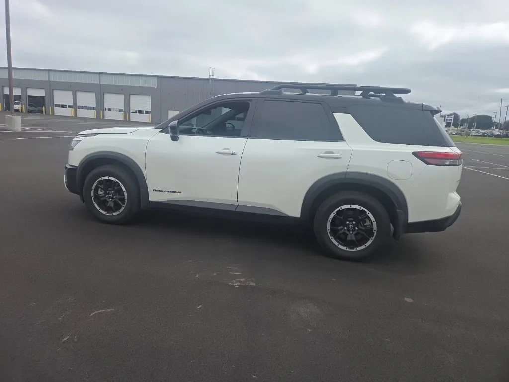 Used 2024 White Nissan Rock Creek image 5
