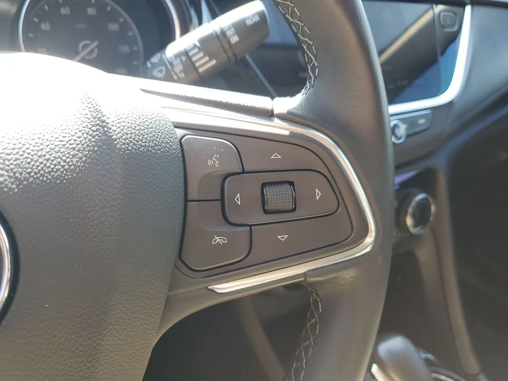 Used 2023 CINNABAR METALLIC Buick Preferred image 20