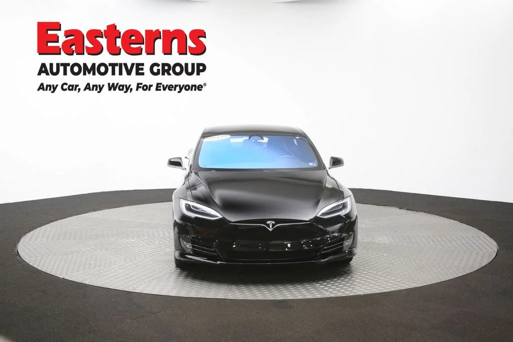 Used 2018 Black Tesla 75D image 47