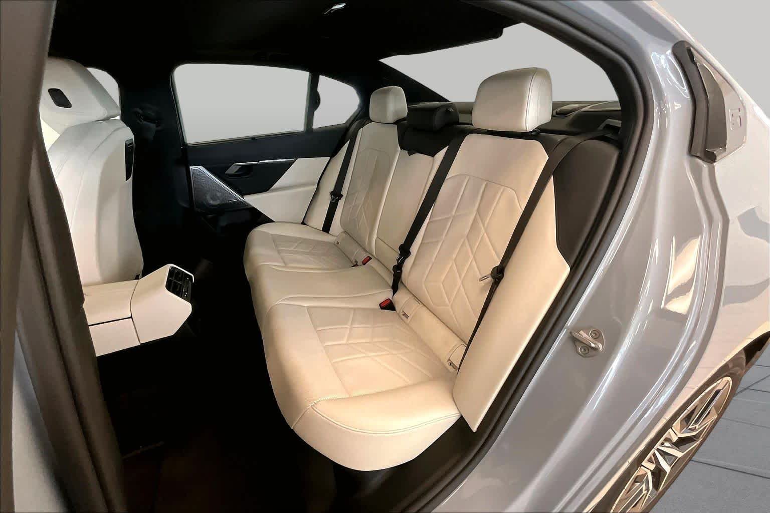 Used 2024 Brooklyn Grey Metallic BMW eDrive40 image 18