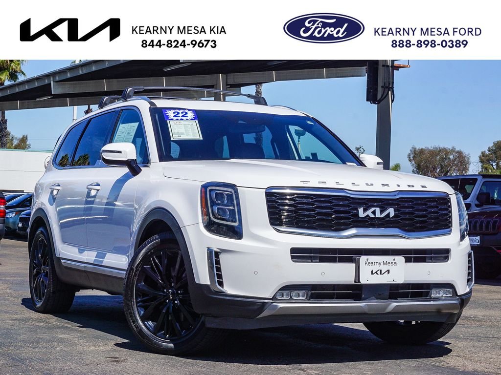 Certified Used 2022 White Kia SX image 1