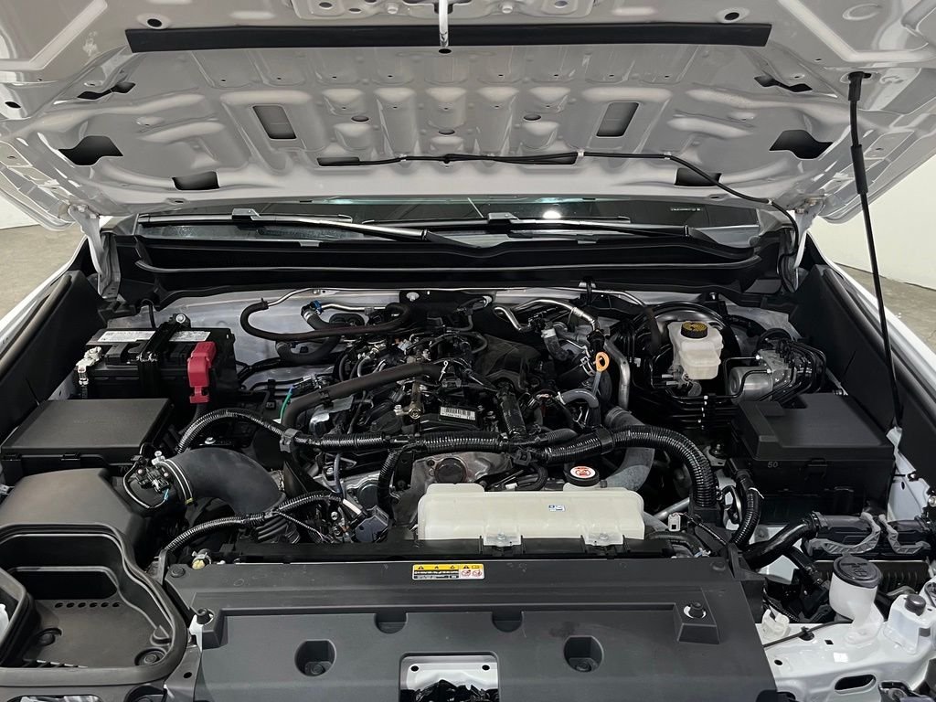 Used 2024 Ice Toyota SR5 image 6