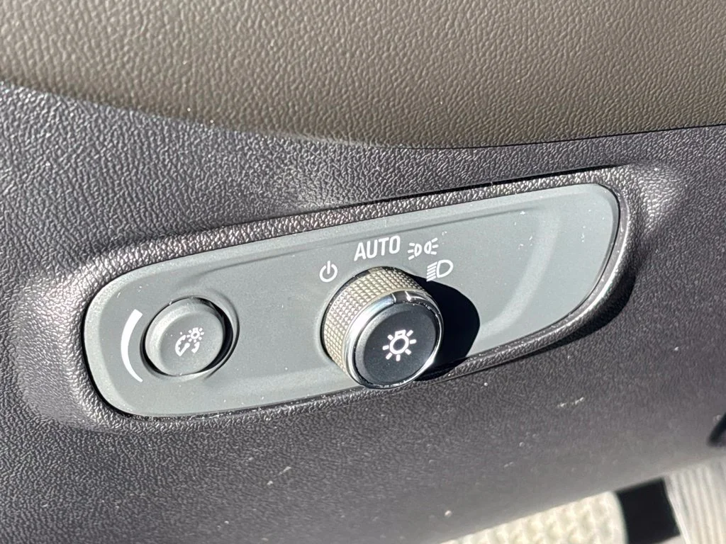 Used 2019 Gray Chevrolet LT image 23
