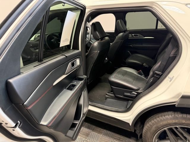 Used 2025 Star White Ford ST image 19