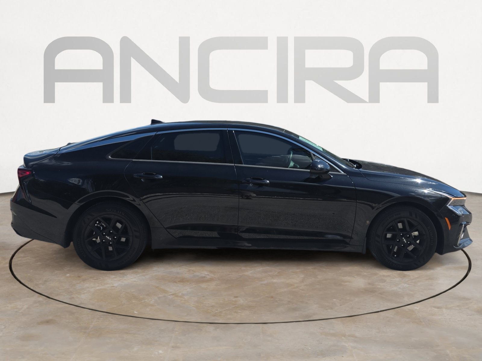 Certified Used 2025 Aurora Black Pearl Kia LXS image 9