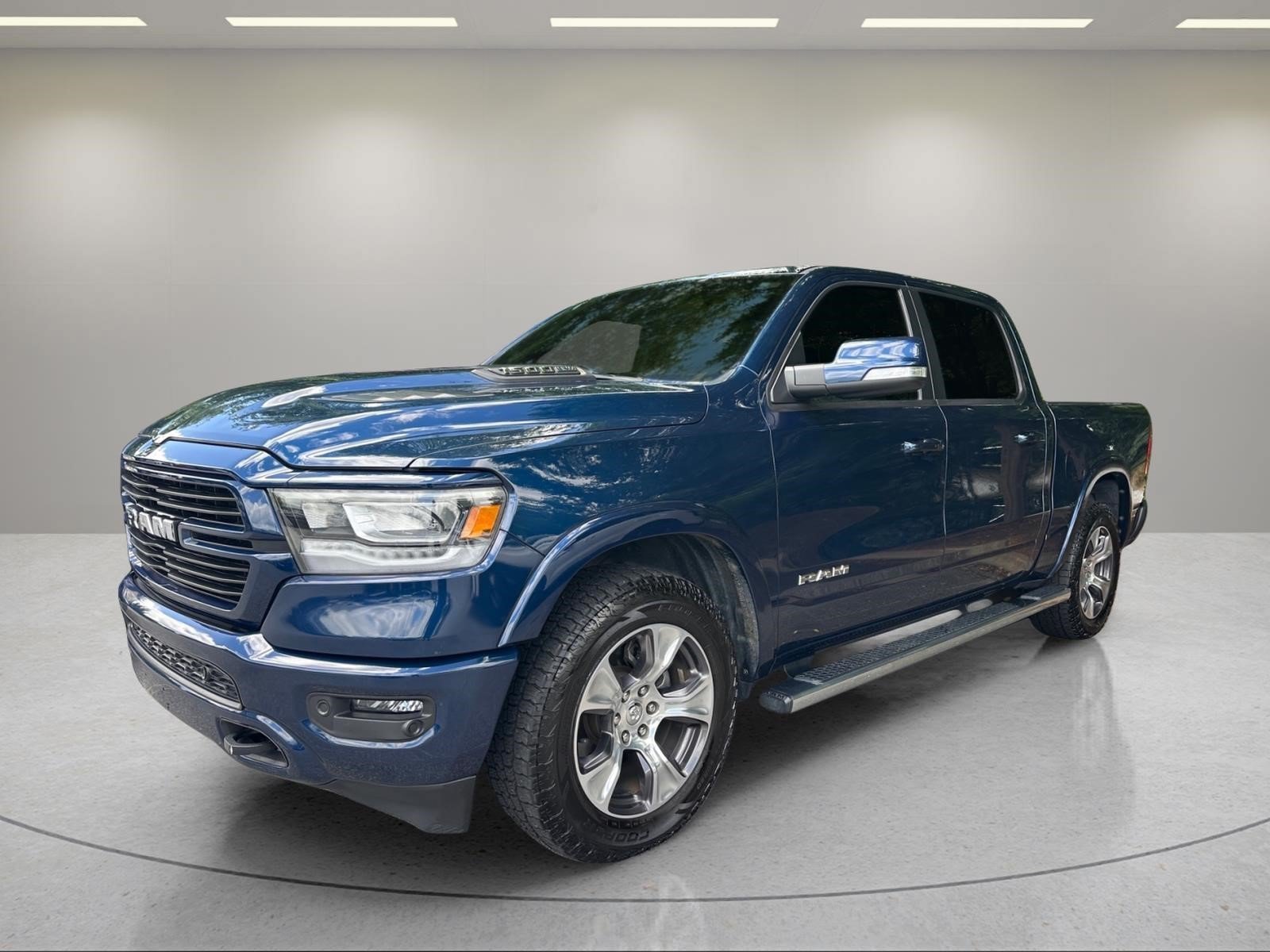 Used 2022 Patriot Blue Pearlcoat Ram Laramie image 1