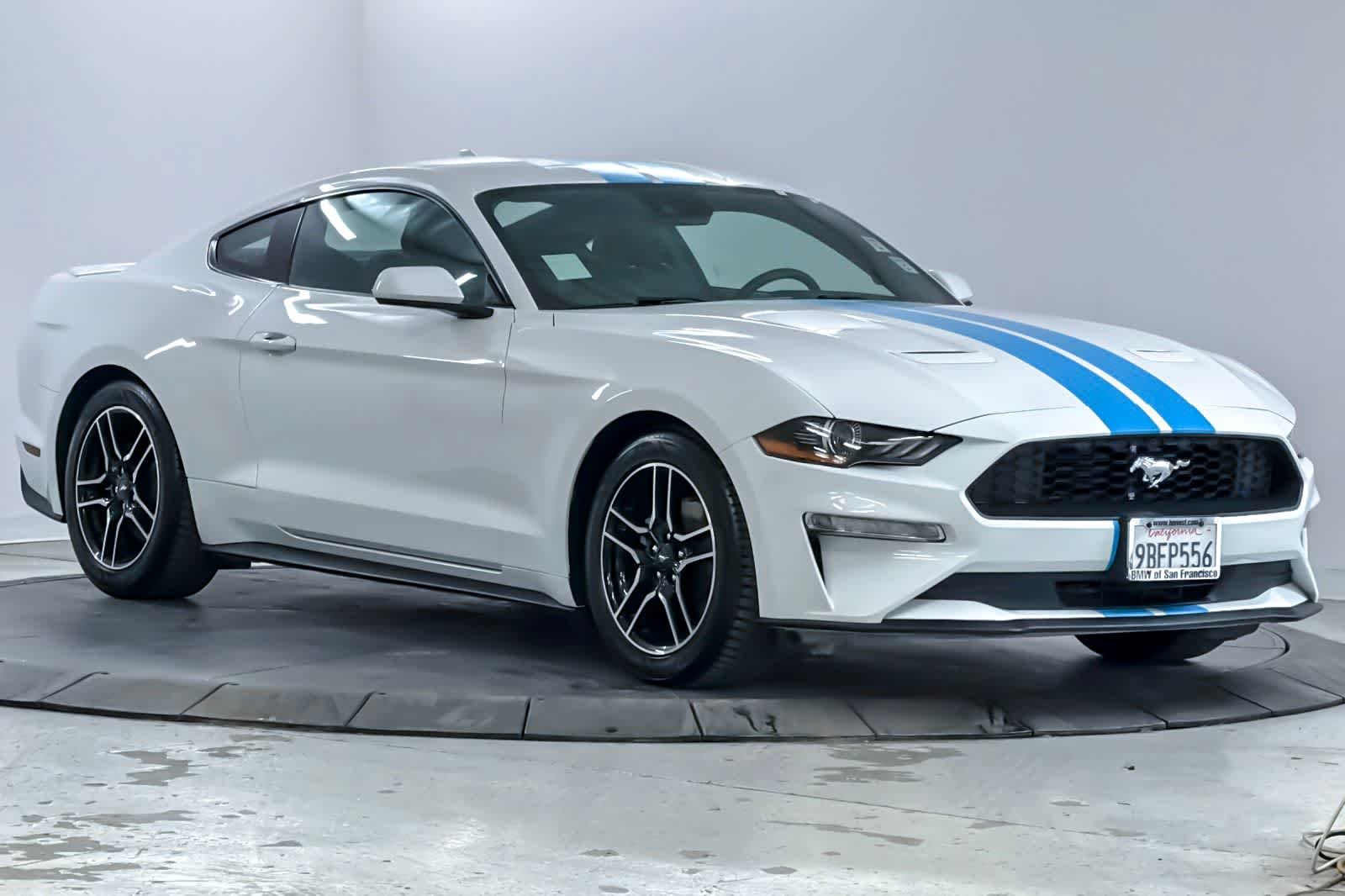 Used 2022 Oxford White Ford EcoBoost Premium image 9